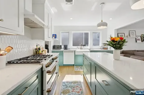 67 Woodland Avenue Verona NJ 07044