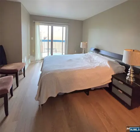 603 Ellery Court Edgewater NJ 07020