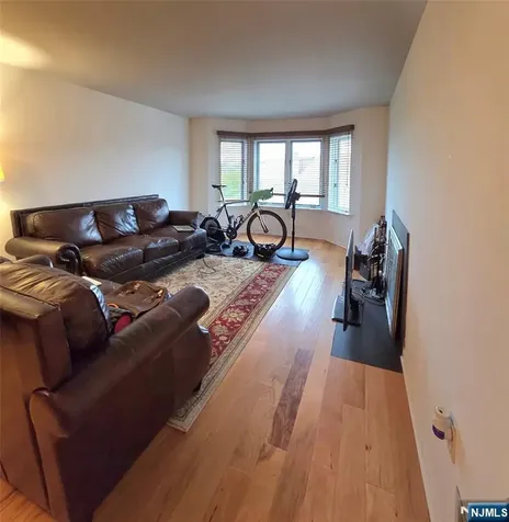 603 Ellery Court Edgewater NJ 07020