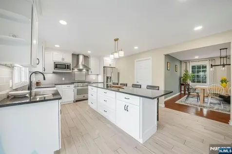 12 Montville Avenue Montville Township NJ 07045