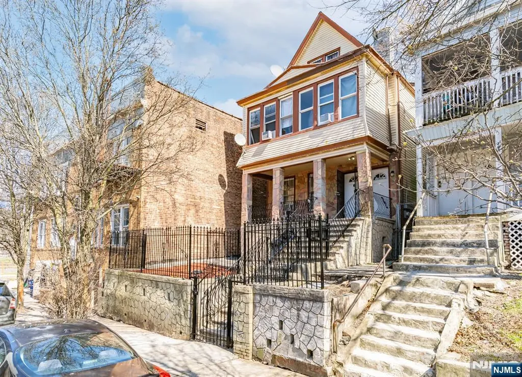 402 15th Street Newark NJ 07103