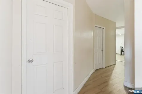 402 15th Street Newark NJ 07103