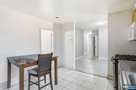 402 15th Street Newark NJ 07103
