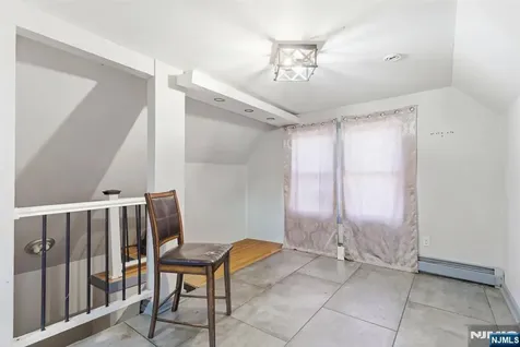 402 15th Street Newark NJ 07103