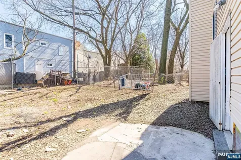 402 15th Street Newark NJ 07103