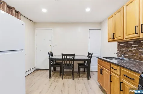 402 15th Street Newark NJ 07103