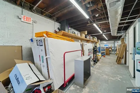 593 New York Avenue Lyndhurst NJ 07071