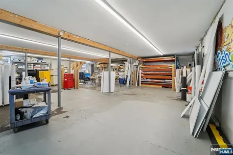 593 New York Avenue Lyndhurst NJ 07071