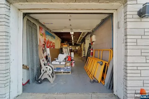 593 New York Avenue Lyndhurst NJ 07071