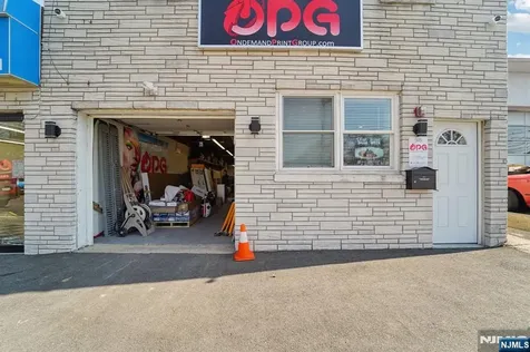 593 New York Avenue Lyndhurst NJ 07071