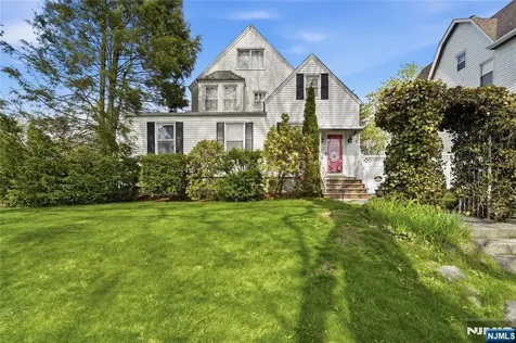 3 Stuyvesant Avenue Kearny NJ 07032