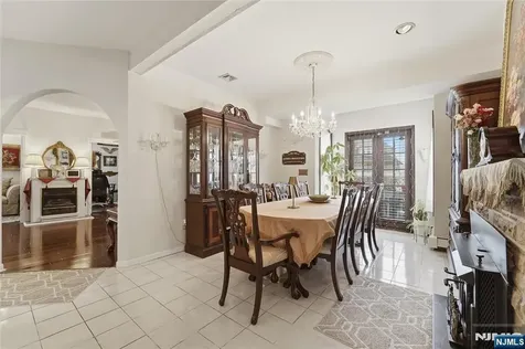 3 Stuyvesant Avenue Kearny NJ 07032