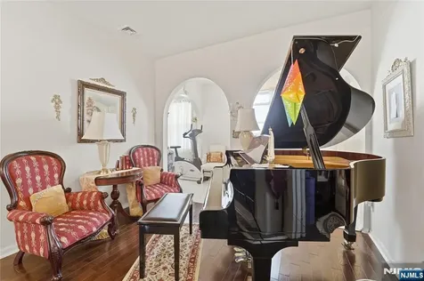 3 Stuyvesant Avenue Kearny NJ 07032