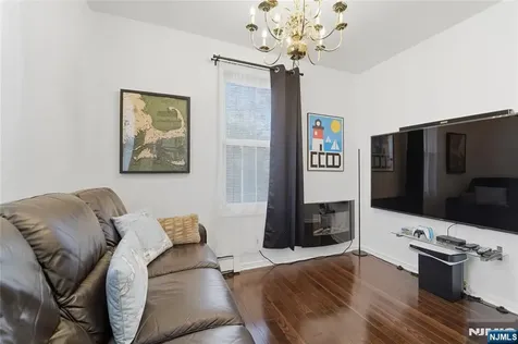 3 Stuyvesant Avenue Kearny NJ 07032