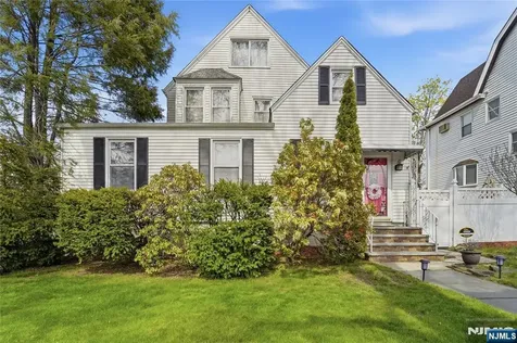 3 Stuyvesant Avenue Kearny NJ 07032