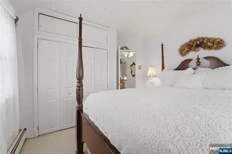 3 Stuyvesant Avenue Kearny NJ 07032