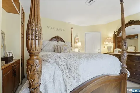 3 Stuyvesant Avenue Kearny NJ 07032