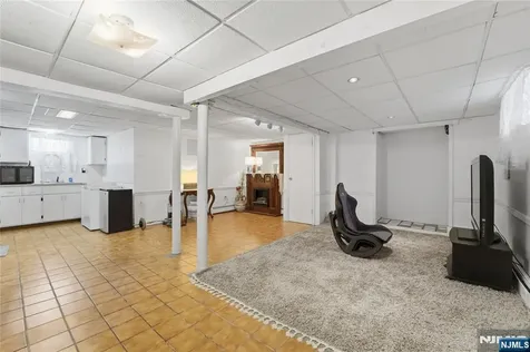 3 Stuyvesant Avenue Kearny NJ 07032