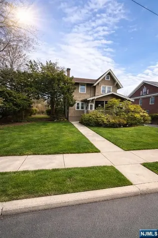 327 Rutland Avenue Teaneck NJ 07666