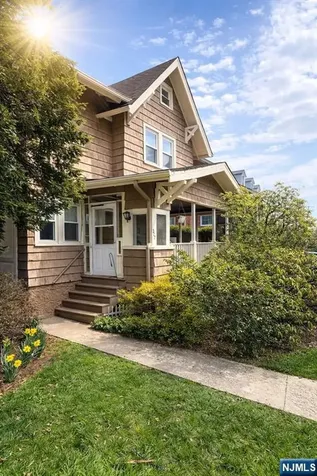 327 Rutland Avenue Teaneck NJ 07666