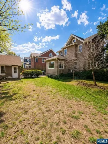 327 Rutland Avenue Teaneck NJ 07666