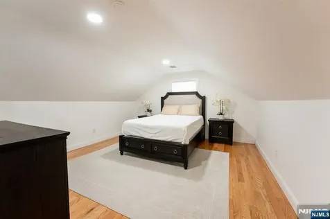 144 Silleck Street Clifton NJ 07013
