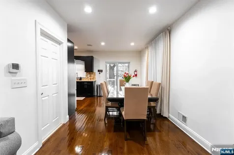 144 Silleck Street Clifton NJ 07013