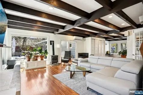29 Park Avenue Newton NJ 07860