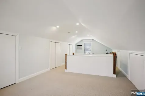 29 Park Avenue Newton NJ 07860