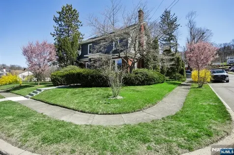 29 Park Avenue Newton NJ 07860
