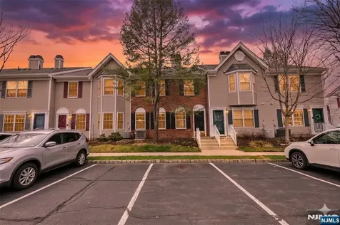 2071 Drake Court Mahwah NJ 07430