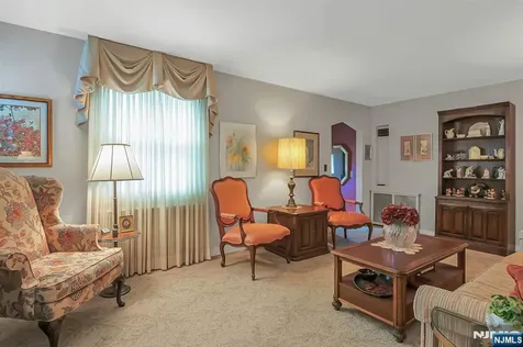 149 Park Drive New Milford NJ 07646