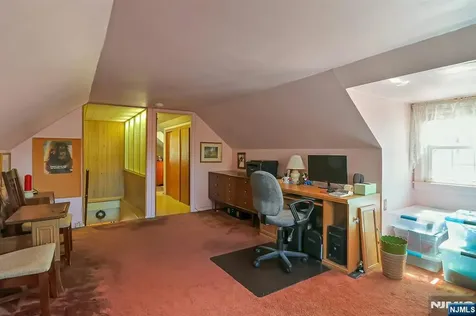 149 Park Drive New Milford NJ 07646