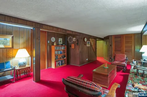 149 Park Drive New Milford NJ 07646