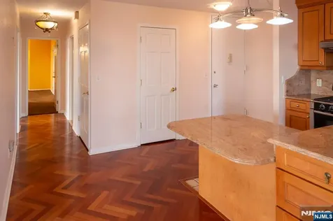 555 North Avenue Fort Lee NJ 07024