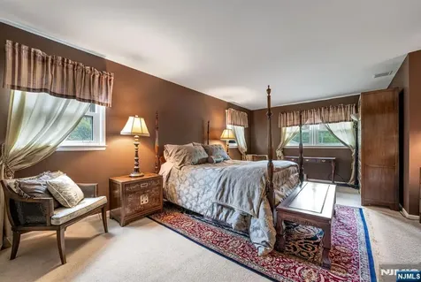 485 Eisenhower Court Wyckoff NJ 07481