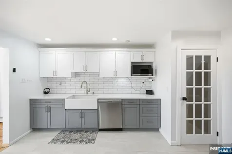 14 King Road Park Ridge NJ 07656