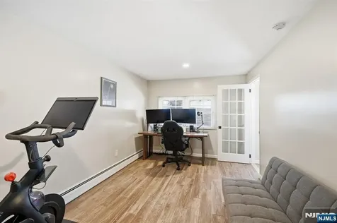 14 King Road Park Ridge NJ 07656