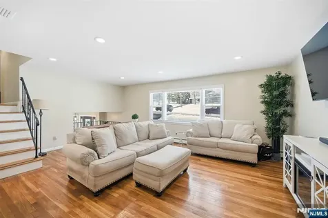 14 King Road Park Ridge NJ 07656