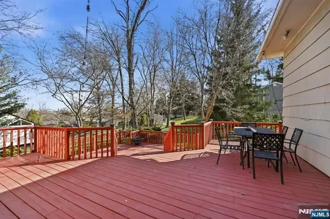 14 King Road Park Ridge NJ 07656