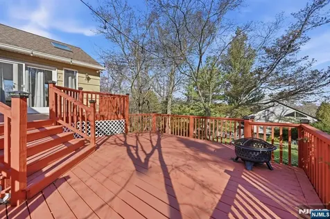 14 King Road Park Ridge NJ 07656