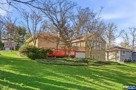 14 King Road Park Ridge NJ 07656