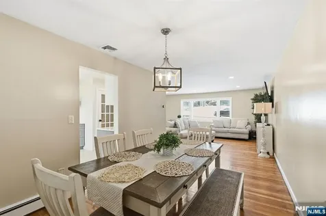 14 King Road Park Ridge NJ 07656