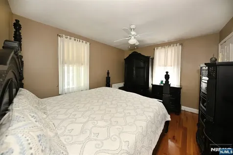 34 Gordon Street Ridgefield Park NJ 07660