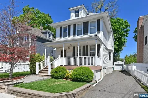 34 Gordon Street Ridgefield Park NJ 07660