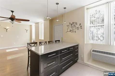 39-45 Bruen Newark NJ 07105