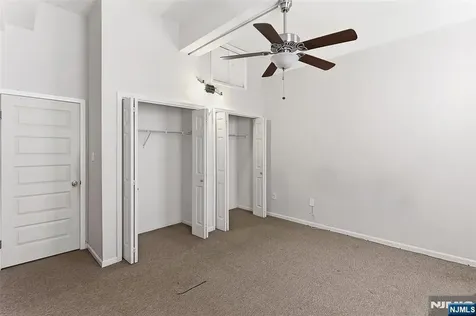 39-45 Bruen Newark NJ 07105