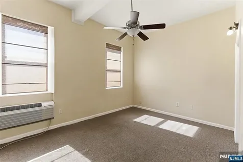 39-45 Bruen Newark NJ 07105