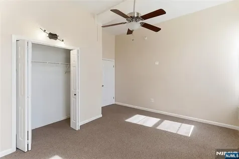 39-45 Bruen Newark NJ 07105