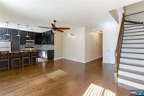 39-45 Bruen Newark NJ 07105